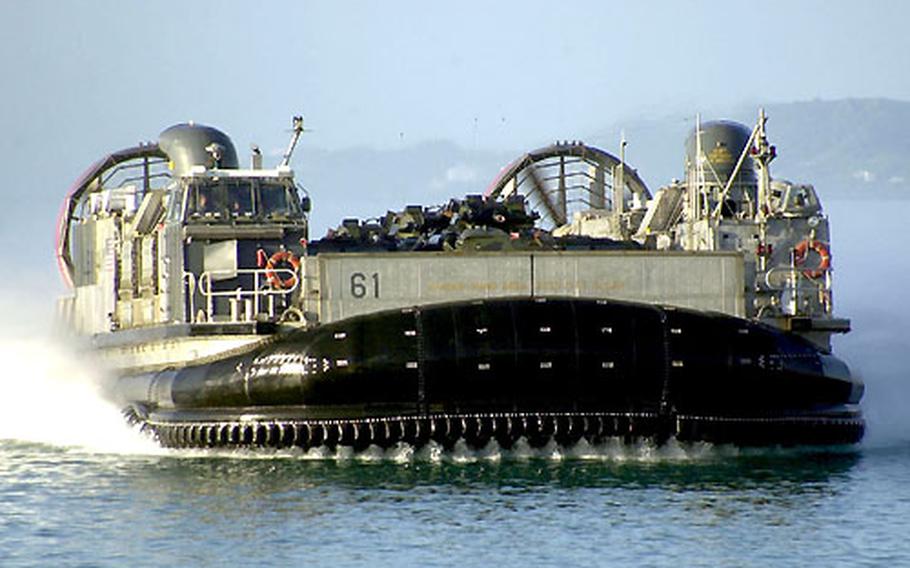 Giant hovercraft does heavy lifting when U.S. Marines hit the shore